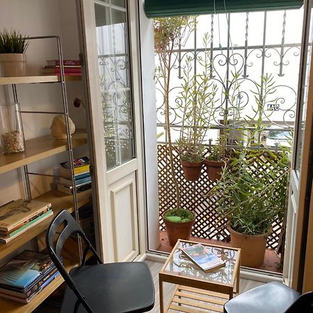 Apartamento Imperial Sevilla City Center Bagian luar foto