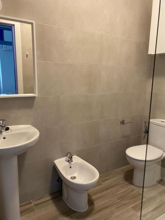 Apartamento Imperial Sevilla City Center Bagian luar foto