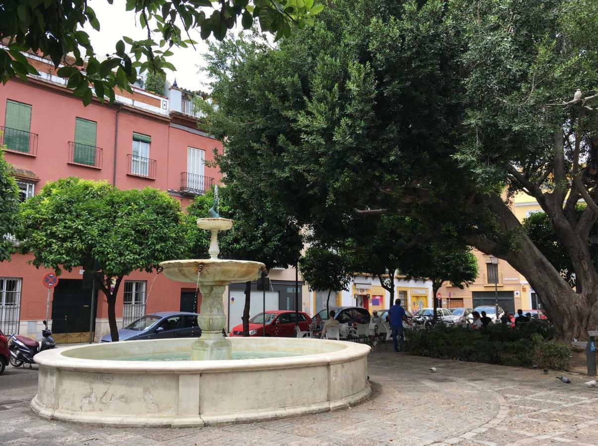 Apartamento Imperial Sevilla City Center Bagian luar foto